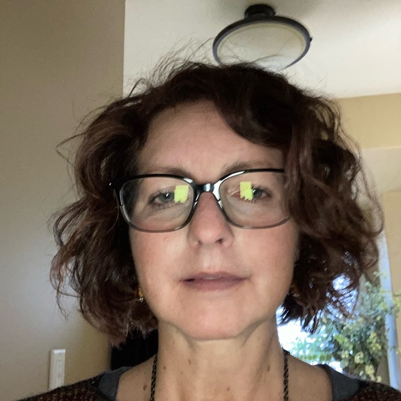 Meet your Posher, Kelley - Picture 1 of 1